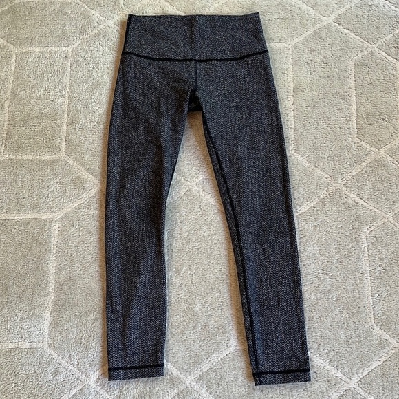 Lululemon Herringbone Leggings - Picture 3 of 14